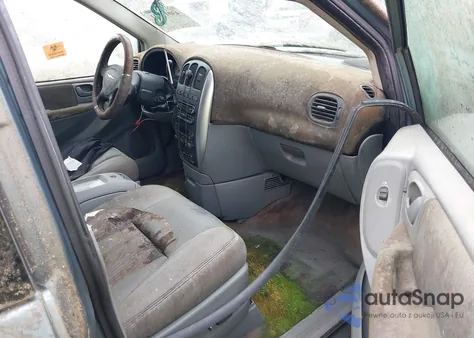 2006 Chrysler Town & Country Touring z USA, uszkodzony, nr VIN 2A4GP54L56R823026